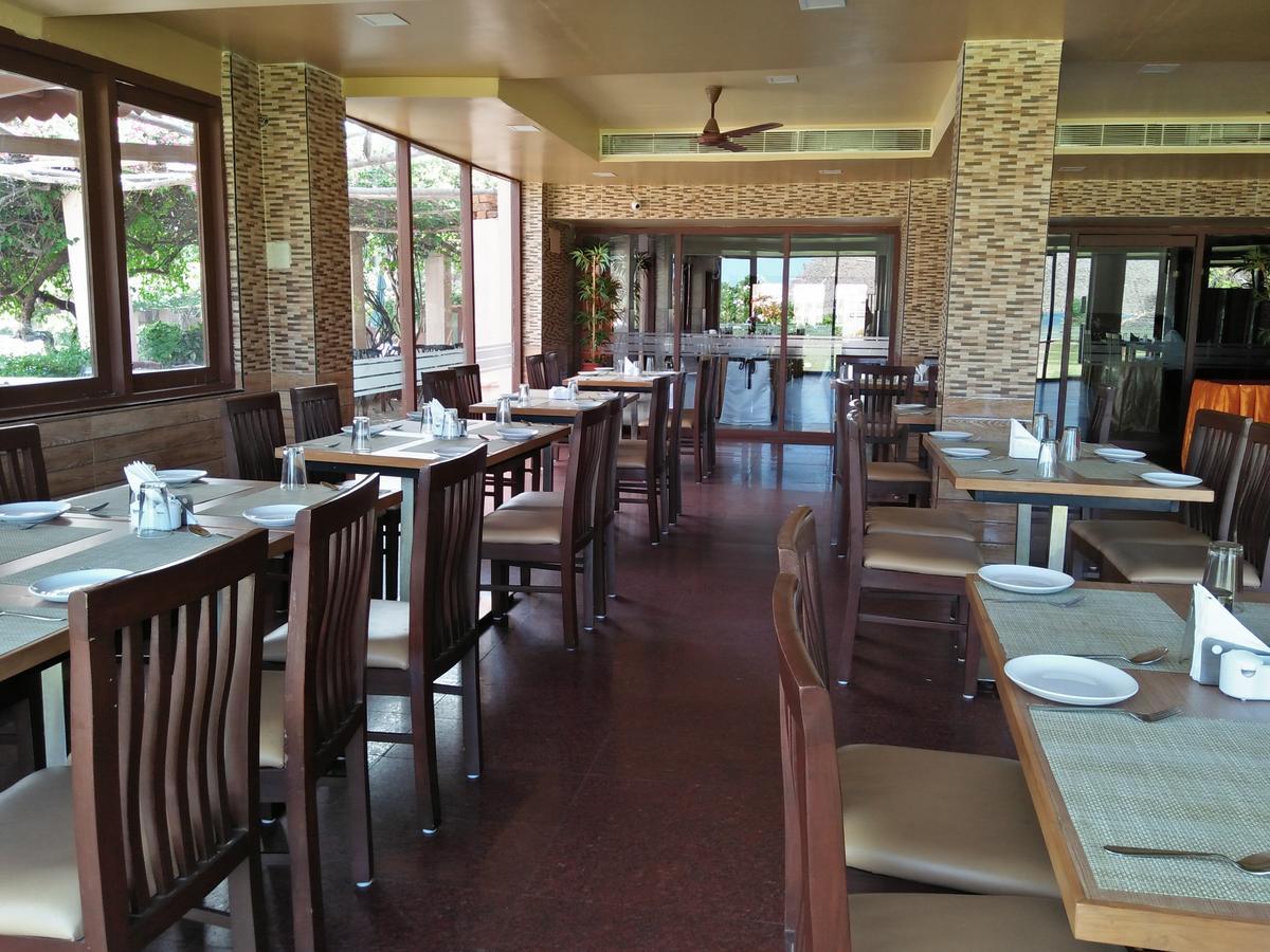 Golden Sun Beach Resort Mahabalipuram Exterior foto